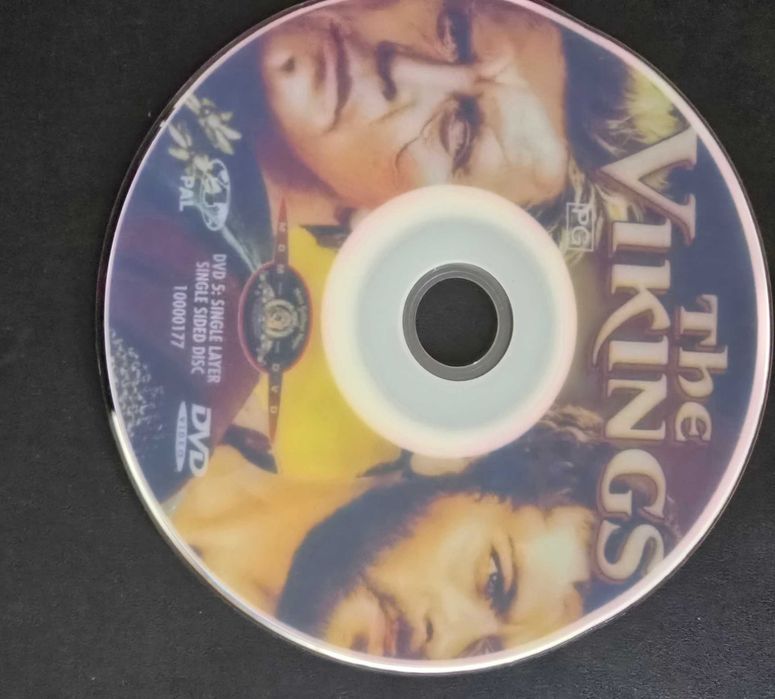 2 DVD-uri de colectie Braveheart si The Vikings