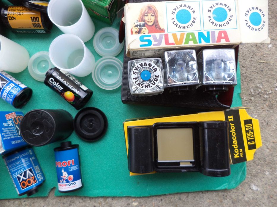 Vechi accesorii foto filme, becuri magneziu
