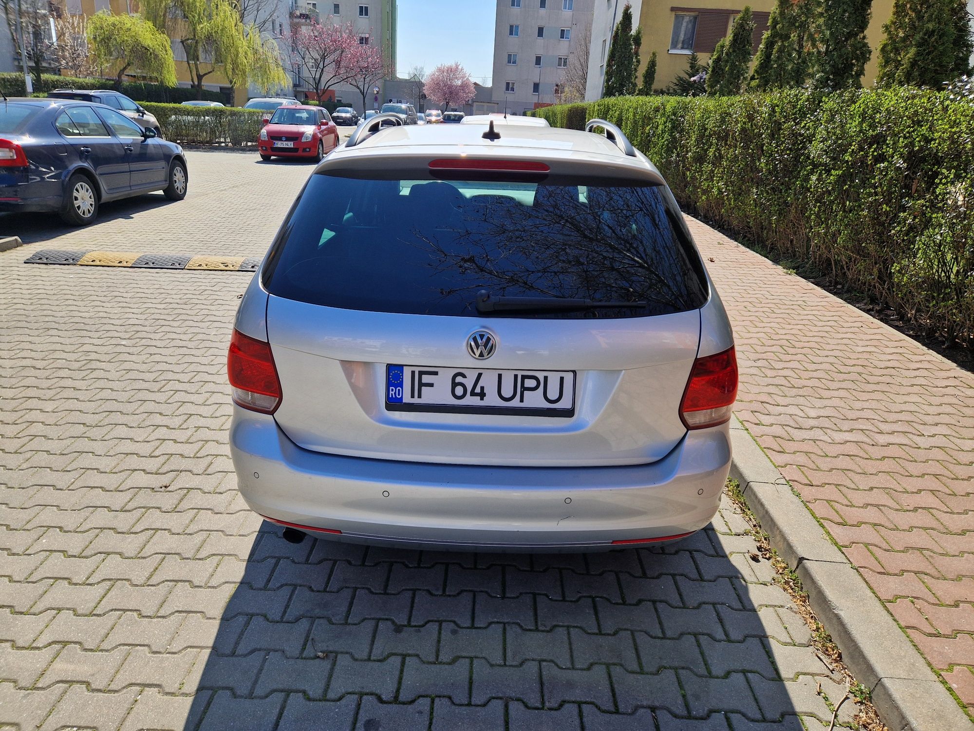 Volswagen Golf 6 break Match 1.6TDI 2013 Chitila • OLX.ro