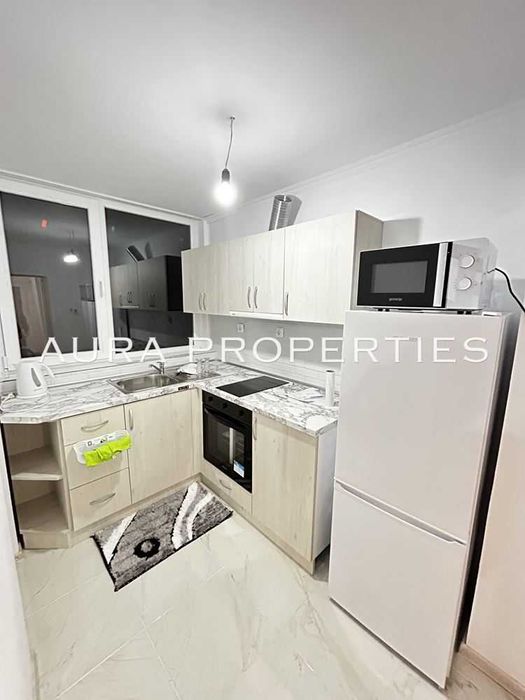 Дава се под наем Тристаен апартамент в Разград, Васил Левски - 100 кв.м за 459 € - Снимка #2