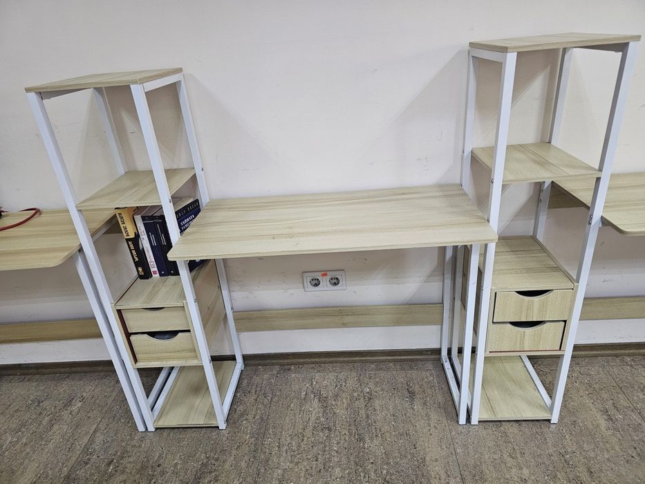 5 броя бюра за продажба