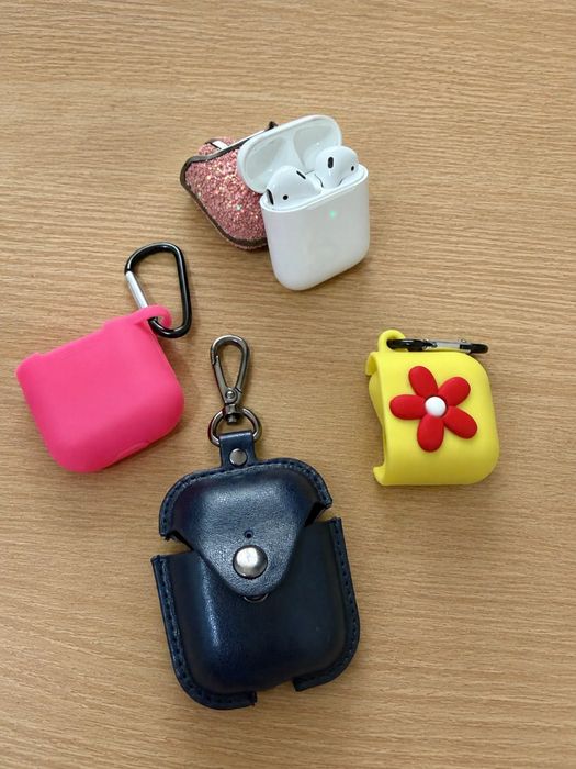 Оригинальные AirPods 2 + комплект