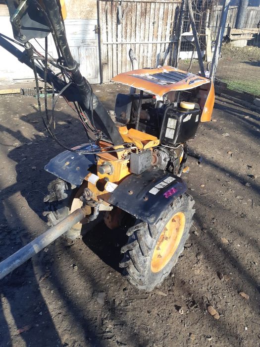 Vând motocultor  Ruris