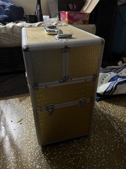 Geanta/troler make up