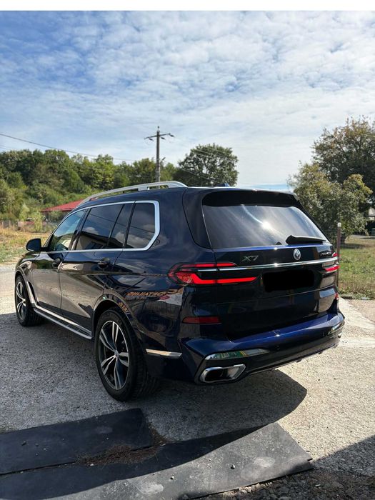 BMW X7 2023 — imagine 3