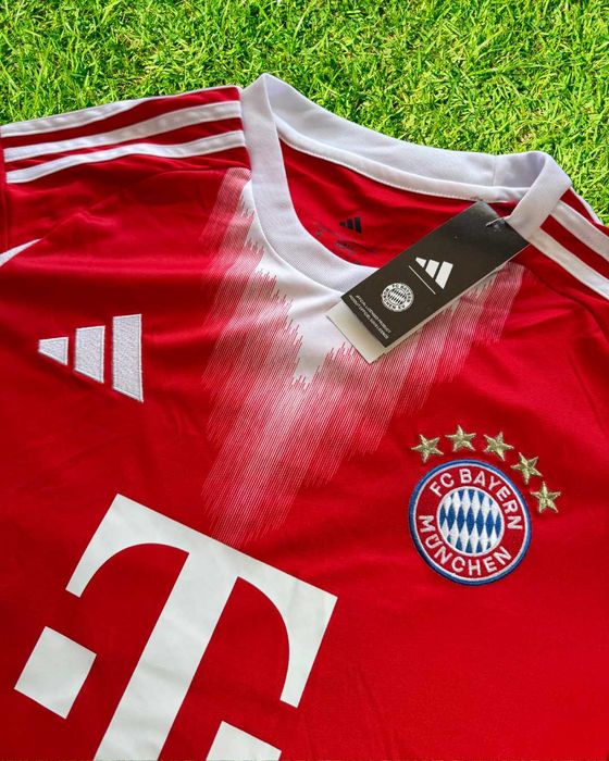 Футболна Тениска на Байерн Мюнхен - сезон 25/26 / Adidas