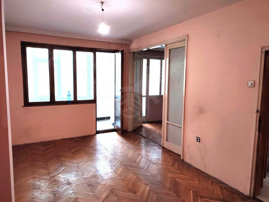 Продава се Многостаен апартамент в Варна, Център - 100 кв.м за 1970 €/кв.м - Снимка #6