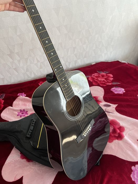 Гитара в хорошем качестве срочно