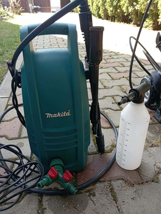 Ocazie, masina tuns iarba  benzina motor 4 timpi, aparare spalat presiune