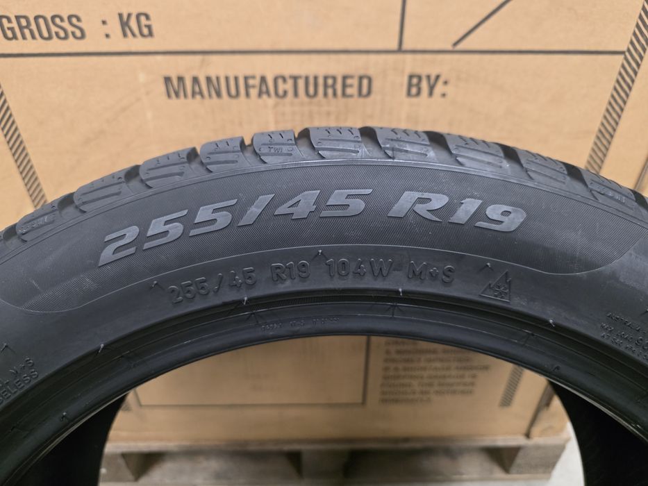 255/45/19 104W 4бр.PIRELLI WINTER TO ELECTRIC Неразличими от НОВИ-DEMO