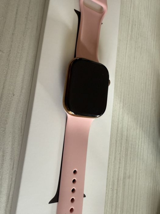 Спешно смарт часовник