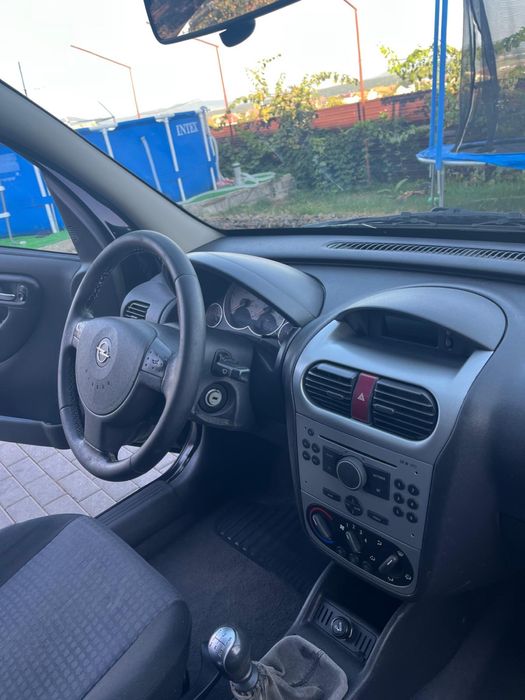 Opel Combo 1,7 CDI 2010 negru