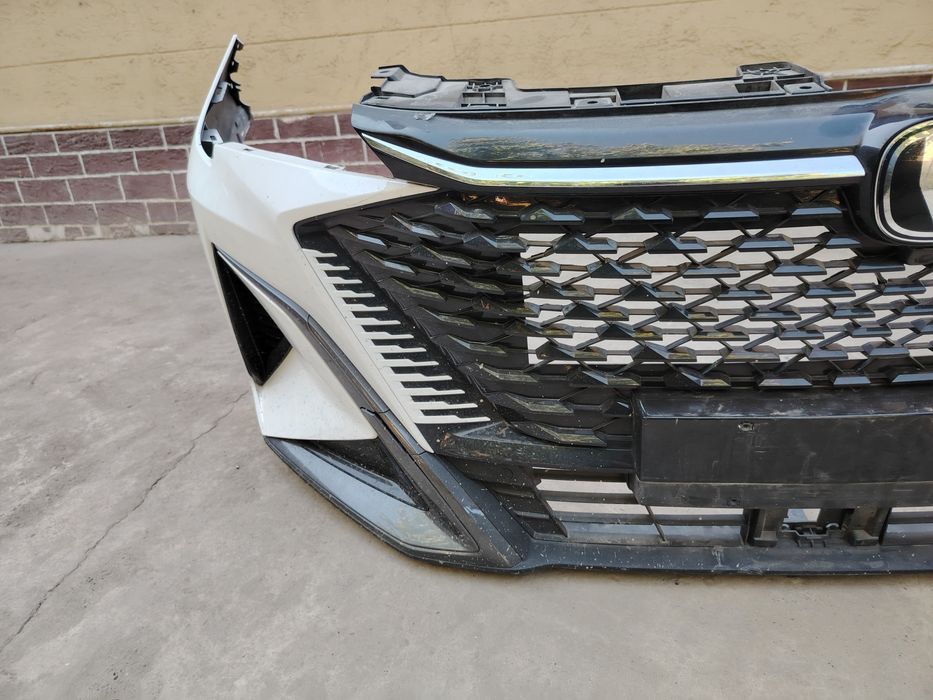 Передний бампер Changan X5 plus