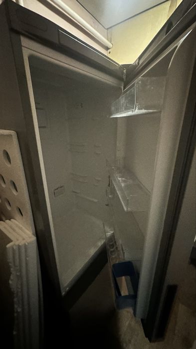 Холодильник Indesit
