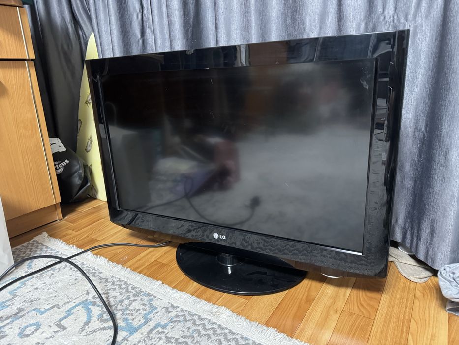 Хороший телевизор LG