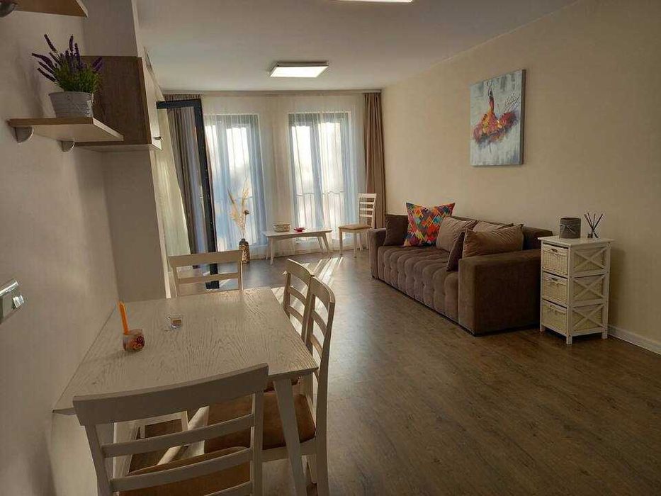 Дава се под наем Двустаен апартамент в Варна, Бриз - 79 кв.м за 847.62 € - Снимка #2