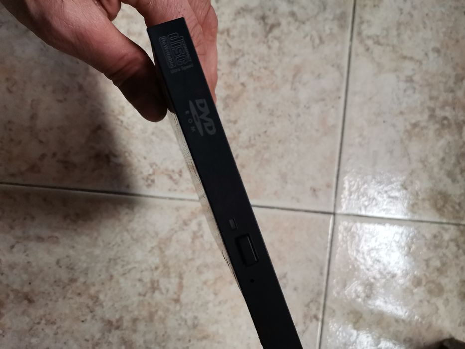 Двд за компютър работещ