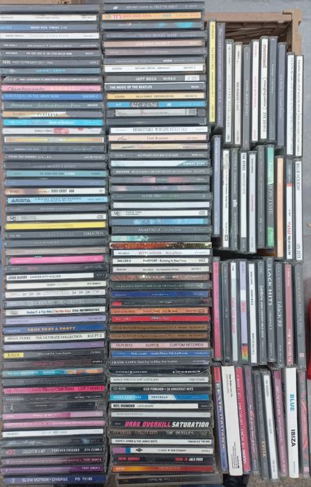 Cd pop rock metal ac/dc Rhcp Queen Bon Jovi Slayer Van Halen Ozzy