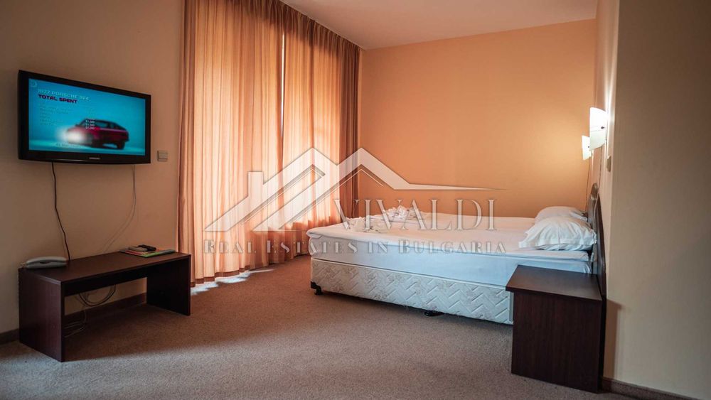 Продава се Едностаен апартамент в к.к. Златни пясъци - 62 кв.м за 1201 €/кв.м - Снимка #3