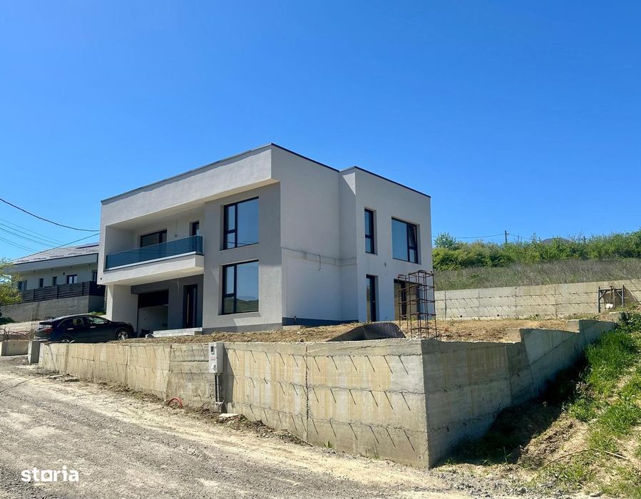 Vilă P+1E Bucium Iași, 5 cam 4 băi, GARAJ încălzire pardoseala Rehau