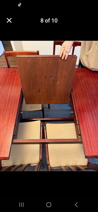 Масивна маса със 6 стола