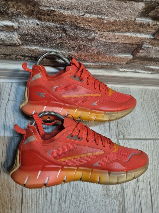Adidasi Reebok impecabili