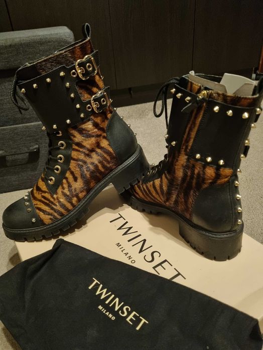TWINSET, Moschino,Diesel, John Galliano,Bikkemberks