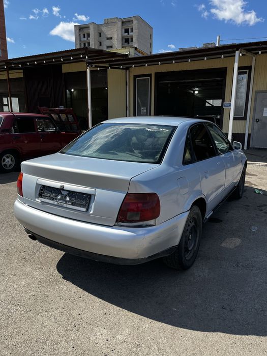 Продается ауди а4 б5