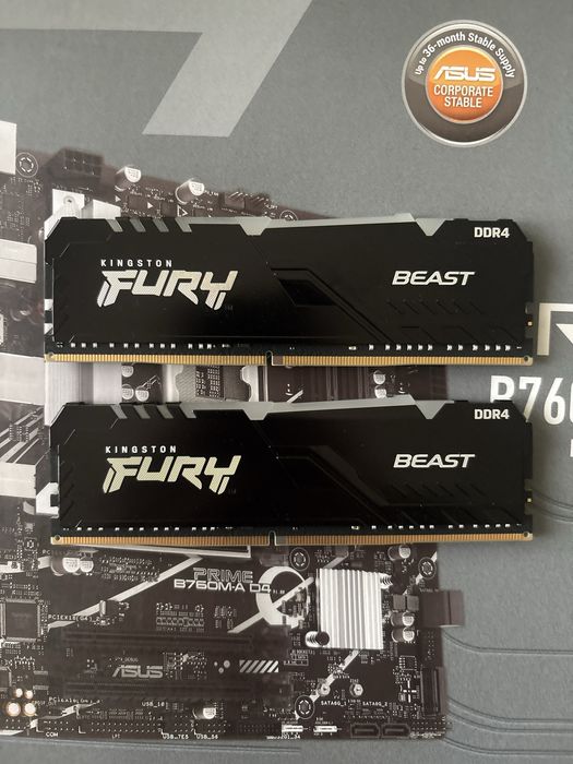 Kit 16GB DDR4 Kingston Fury RGB 3200Mhz CL16 (2x8GB)