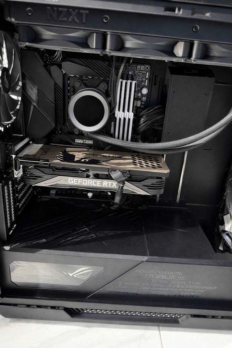 Мощен настолен компютър FULL ASUG ROG