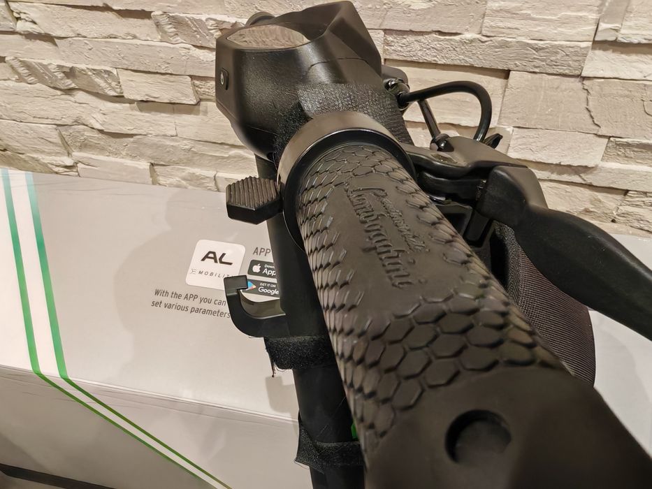 LAMBORGHINI ALEXT GREEN TS ГАРАНЦИЯ 2г. Електрически скутер тротинетка