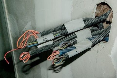 Electrician  – Instalații Electrice, Reparații și Intervenții Rapide
