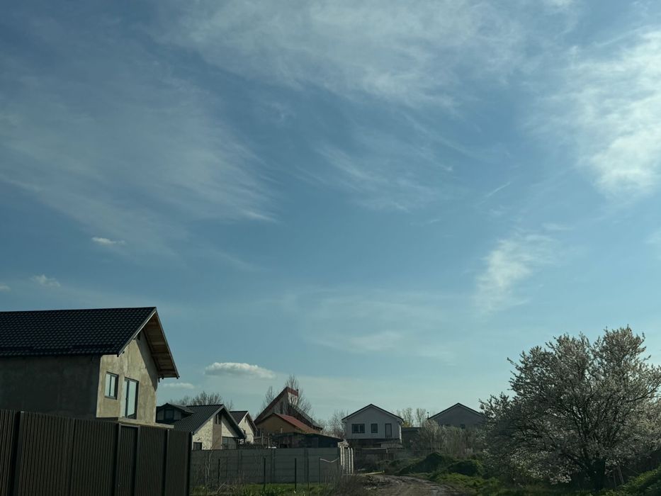 Vand loturi teren pt casa in varsatura