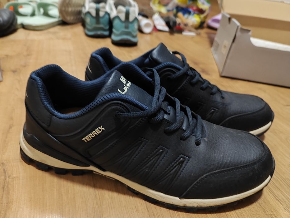 Обувь 42 размер все есть в наличии