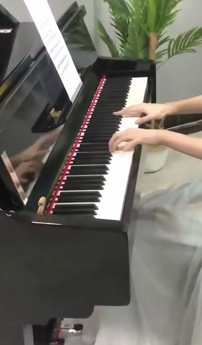 НОВО в сандък пиано роял и стол - new in box piano small royal