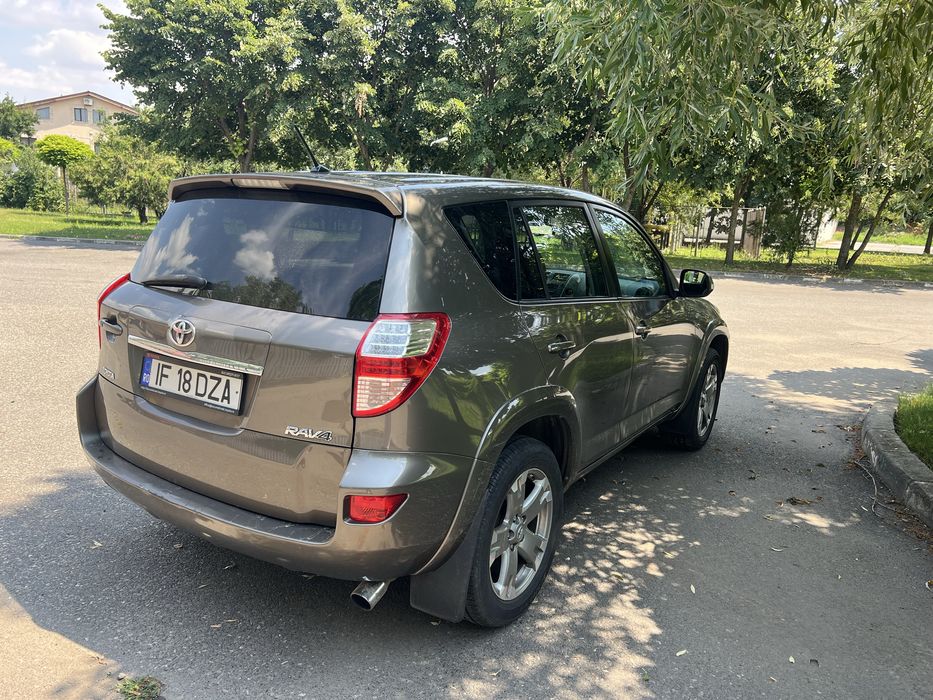 TOYOTA RAV4 2011 — imagine 5