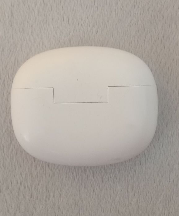 Наушники Bluetooth . Цена договорная