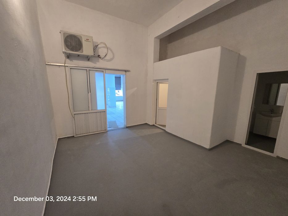 Spatiu comercial central 120mp
