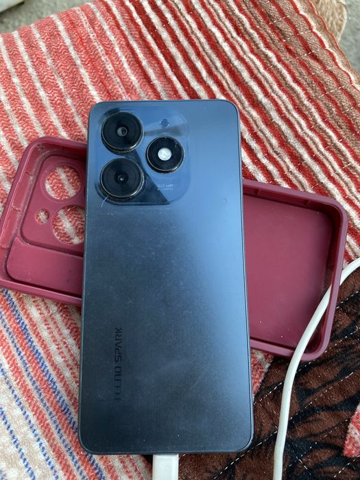 Tecno spark 20C сатылады