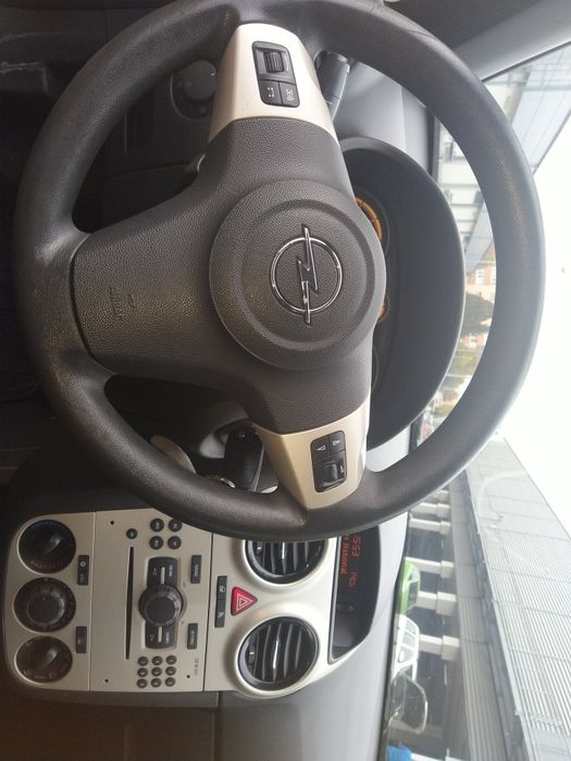 Vând Urgent  Opel CORSA D 2008