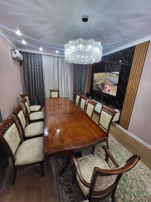 Продам стол стулья
