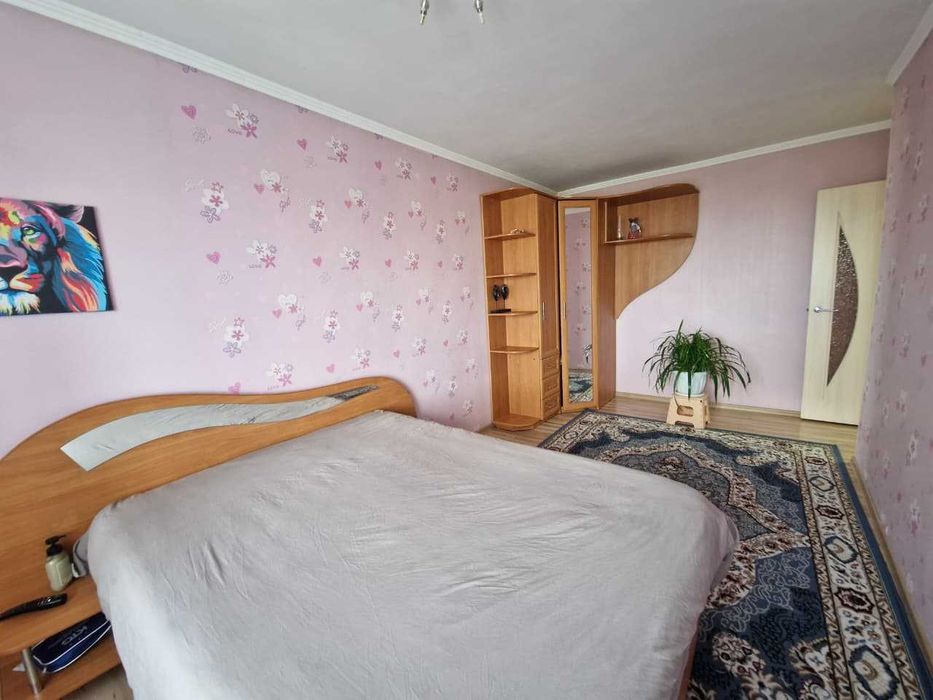 продам 3хкомнатнаую р-н Военного городка