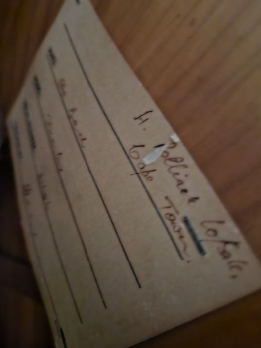 Pianina rara Otto  Bach,ca si noua din  Cape Town cu semnătura