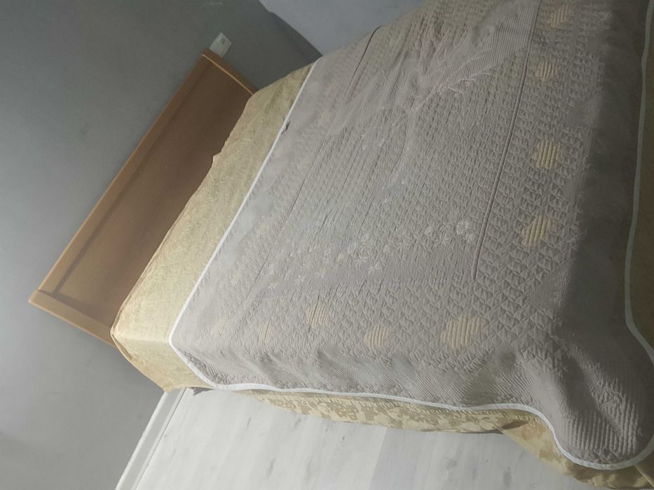 Продам кровать 180*200