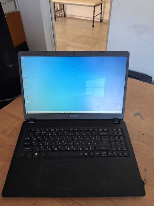 Intel Core i3-7020U
ОЗУ 4 ГБ
SSD 512 ГБ
Windows 10 Home 64-bit
Acer

S