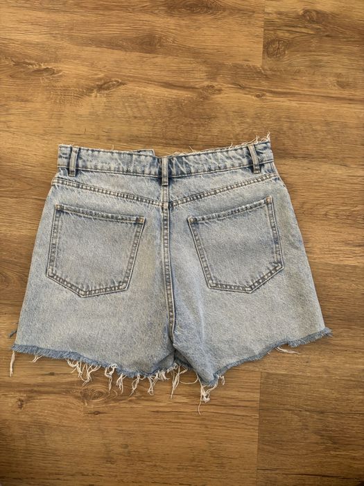 Дамски къси панталони ZARA