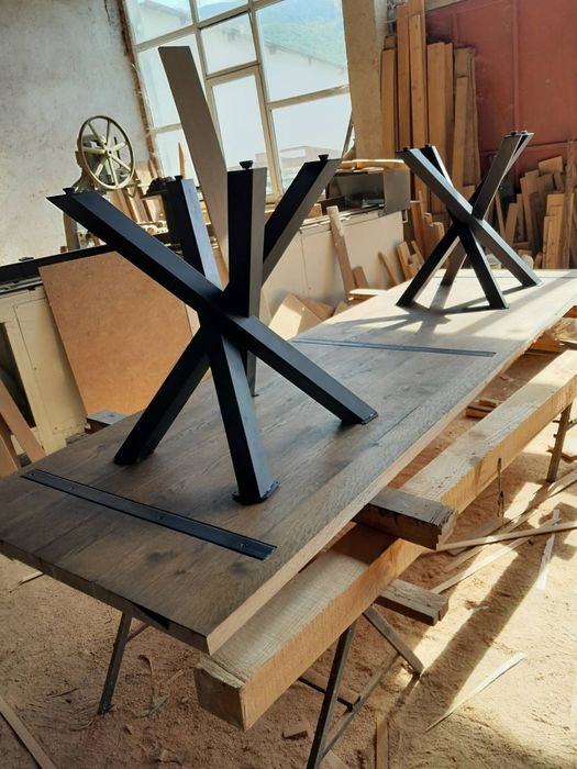 маса от масивна дървесина/дъб