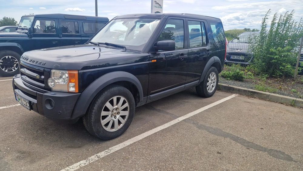 Land Rover Discovery 2005 diesel, 8.409 € — imagine 2