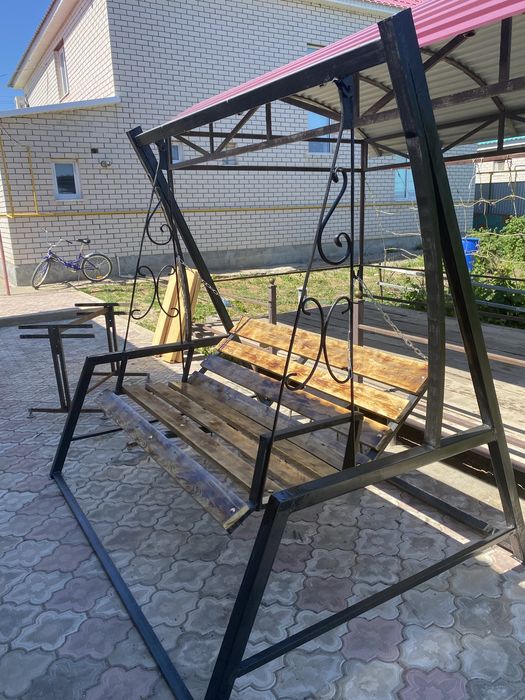 Продам качеля с регулировкой спинка