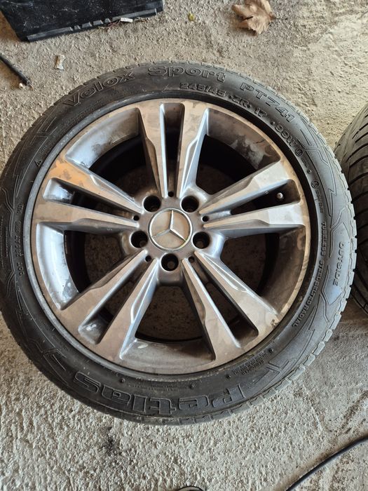 Гуми с джанти 245 45 17